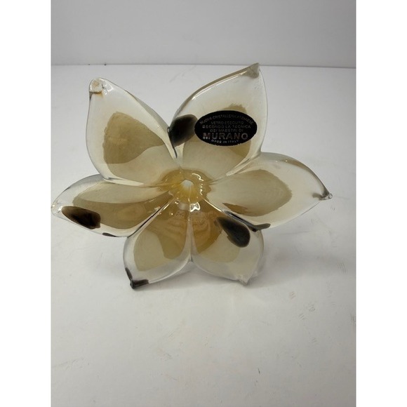 Murano Other - Murano Glass Lilly shaped flower curved stem paper weight White Italy Glass